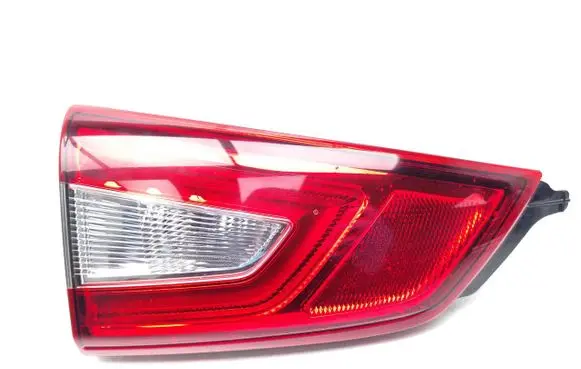 Nissan Qashqai Tailgate rear/tail lights 