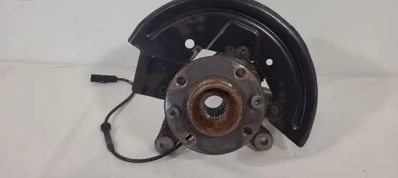 Renault Captur Front wheel hub spindle knuckle 400146448R
