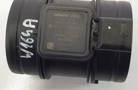Mercedes-Benz ML W164 Mass air flow meter A6290900248