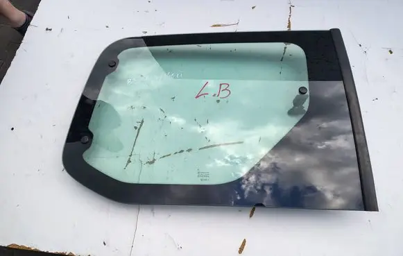 Citroen Berlingo Rear side window