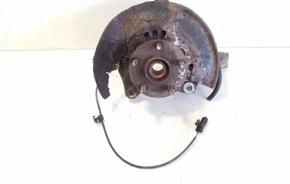 Toyota Prius (XW30) Front wheel hub
