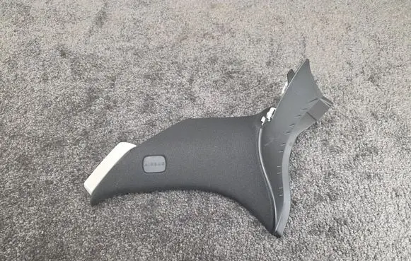 Mercedes-Benz GLC X253 C253 (C) pillar trim A2536903000
