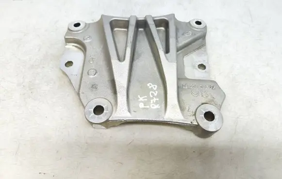 Peugeot Partner III Engine mounting bracket 9830282280