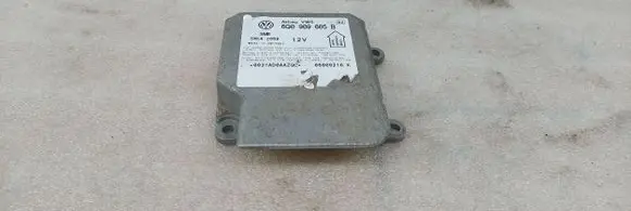 Volkswagen PASSAT B5 Airbag control unit/module 6Q0909605B 06000210K 5WK42869