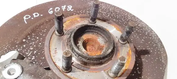 Jaguar XF Front wheel hub
