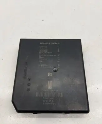 Nissan Qashqai Fuse module 284B75NA0A 521502F04 0794673854