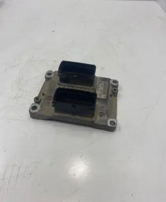 Alfa Romeo 147 Engine control unit/module 1279H03578 00468153630 0261206715