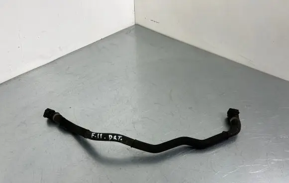 BMW 5 GT F07 Engine coolant pipe/hose