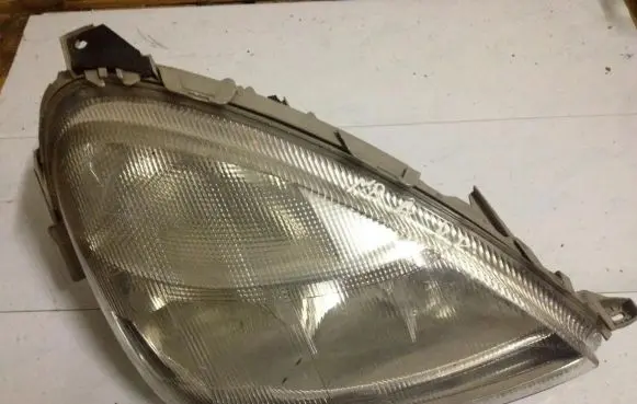 Mercedes-Benz A W168 Headlight/headlamp 0301152612