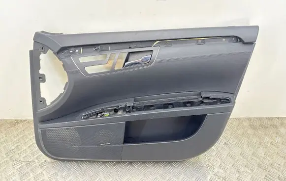 Mercedes-Benz S W221 Front door card panel trim A221720