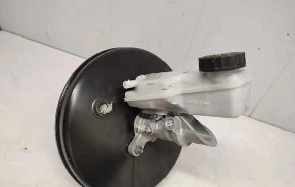Renault Fluence Brake booster 472100019R 0204054116 0204258391