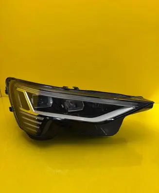 Audi Q4 e-tron Headlight/headlamp 4KE941040