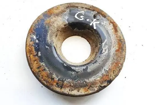 Volkswagen Touran I Front coil spring rubber mount
