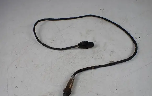 Audi A8 S8 D3 4E Lambda probe sensor 07L906262B