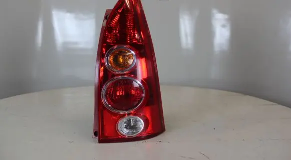 Mazda Premacy Rear/tail lights 22061961 KOITO22061961