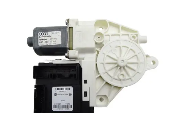Audi TT TTS Mk2 Front door window regulator motor 8J8959802J