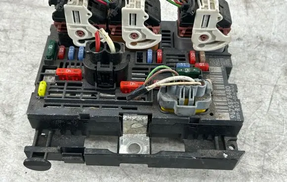 Peugeot 308 BSM Control unit 9675878480