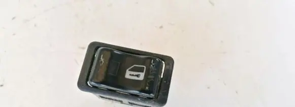 Nissan Primera Central locking switch button 