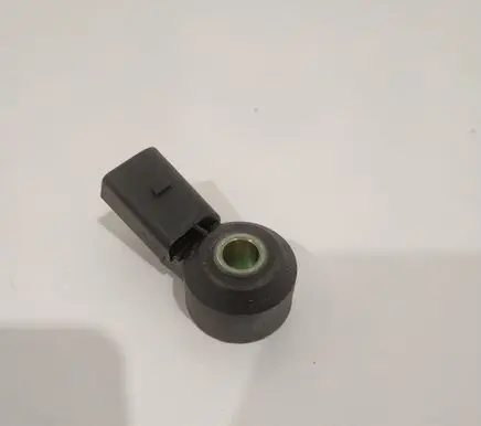 Volkswagen Golf IV Detonation knock sensor 030905377C