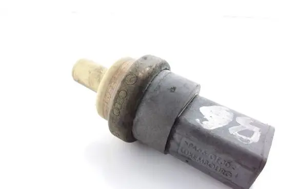 Volkswagen PASSAT B6 Coolant temperature sensor 06A919501A
