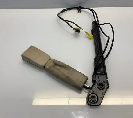 Mercedes-Benz S W221 Front seatbelt buckle A2218601769 34020546B3047 000101961063