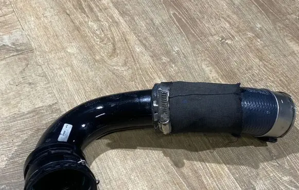 Land Rover Discovery Sport Intercooler hose/pipe GJ326C715AB