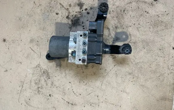 BMW X5 F15 ABS control unit/module 6884729