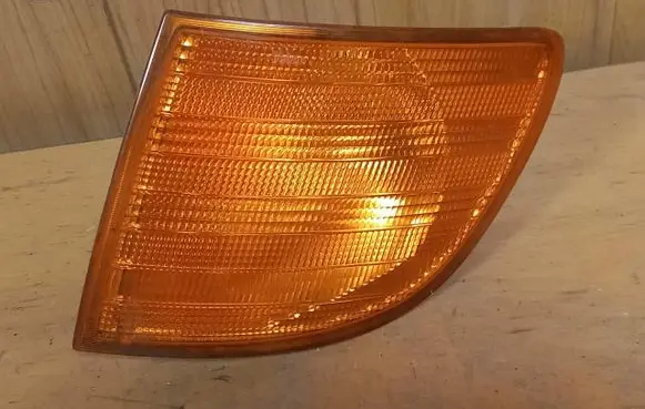 Mercedes-Benz Vito Viano W638 Front indicator light 6388200021