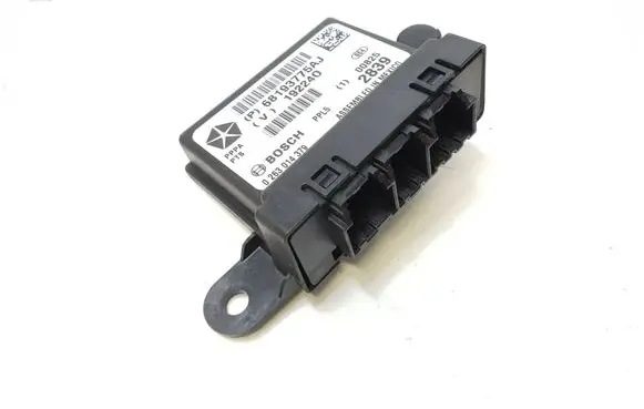 Chrysler Pacifica Parking PDC control unit/module 68193775AG