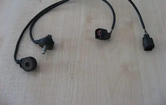 Lincoln Navigator Detonation knock sensor 0261231163