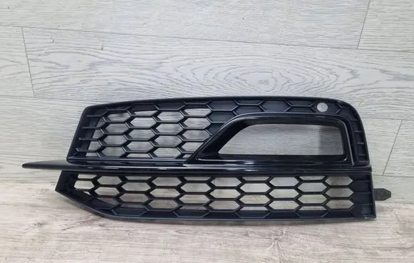 Front bumper lower grill