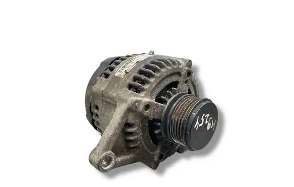 KIA Sportage Generator/alternator 373002A700