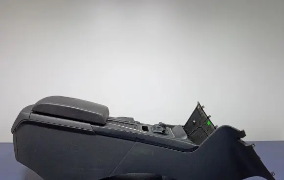 Peugeot 508 RXH Center console
