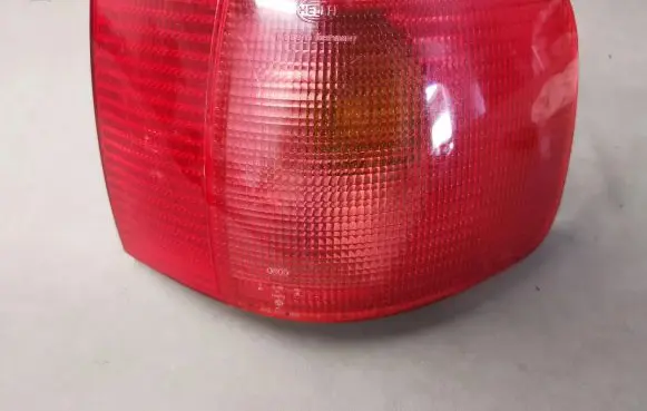 Audi A6 S6 C4 4A Rear/tail lights 4A9945096 63273