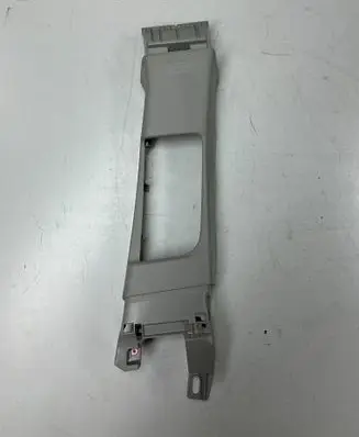 (B) pillar trim (top)