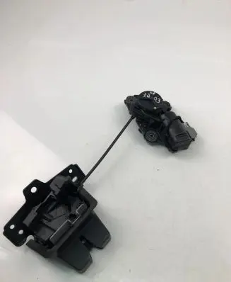 Tailgate/trunk/boot lock/catch/latch