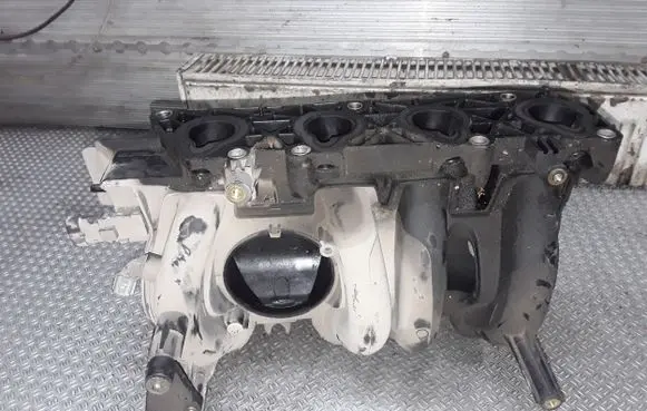 Dacia Logan I Intake manifold 8200552344