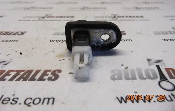 Hyundai i30 Rear door sensor 