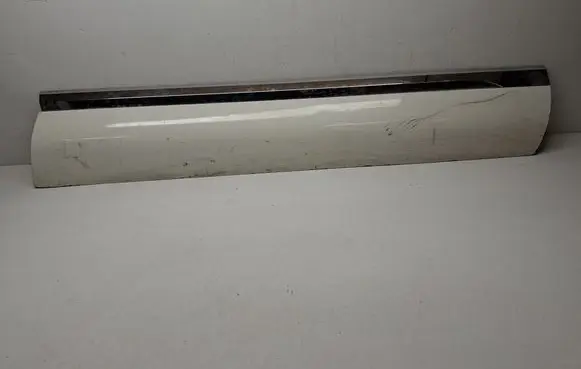 Volkswagen Touareg II Front door trim (molding) 7P6854940H