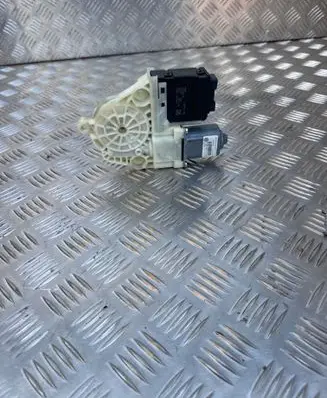 Volkswagen Passat Alltrack Rear door window regulator motor 3AA959795 3AA959703A 3AF839461