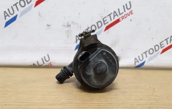 BMW 2 F45 Electric auxiliary coolant/water pump 7643949