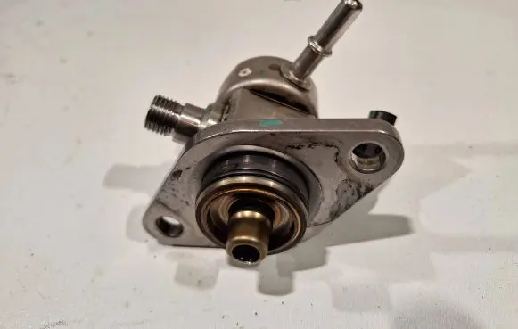Citroen C3 Mechanical fuel pump 9807550080