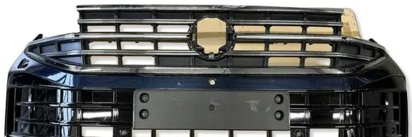 Volkswagen Touareg III Front bumper 760807217CN ZP5A WAC3FLER