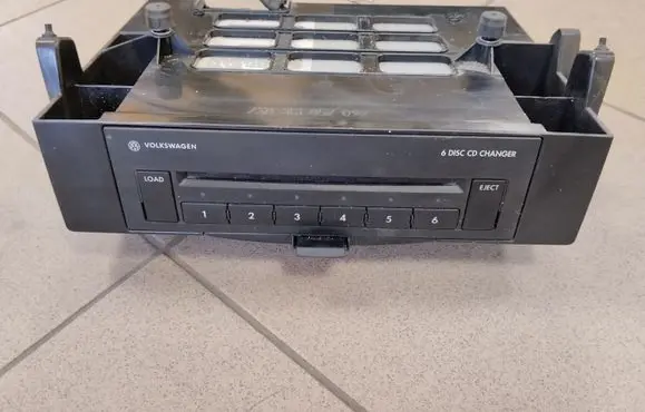 Volkswagen PASSAT B6 CD/DVD changer 3C1857097