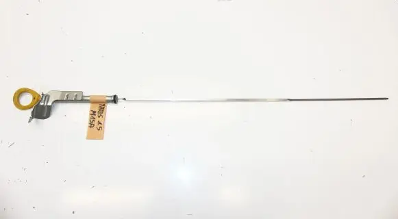 Toyota Yaris XP210 Oil level dip stick 