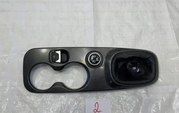 Fiat 500X Gear shifter surround trim plastic