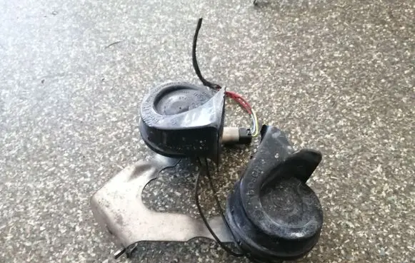 Peugeot 407 Horn signal