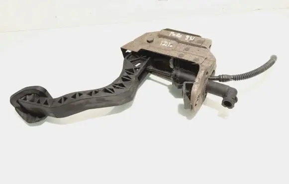 Clutch pedal