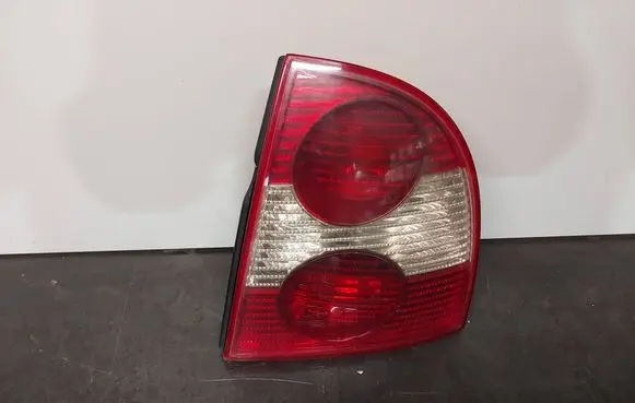 Volkswagen PASSAT B5.5 Rear/tail lights 3B5945096AE