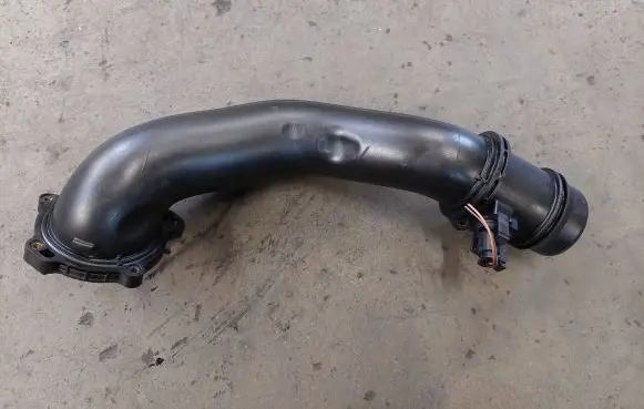 Mercedes-Benz E W212 Intercooler hose/pipe